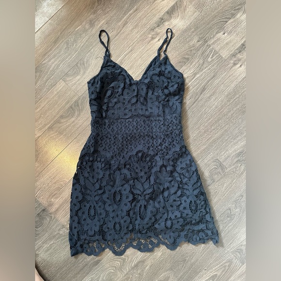 Abercrombie Navy Lace Dress - Picture 3 of 4